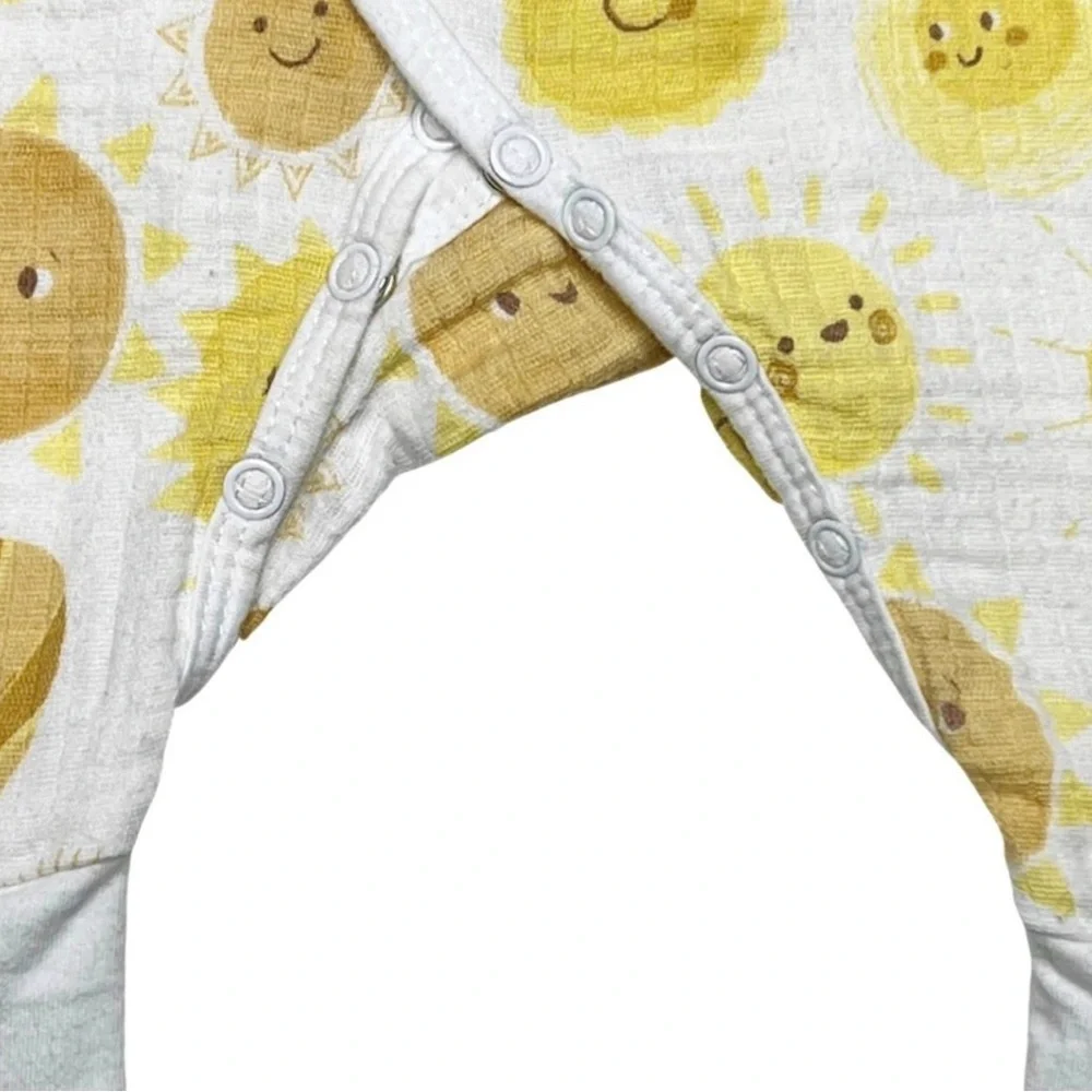 Angel‎ Dear Suns Wrap Coverall
